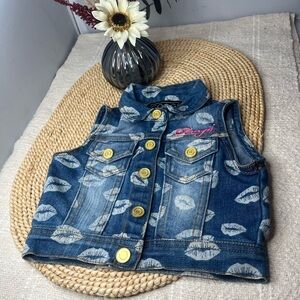Coogi 3-6 Months Baby Girl Denim Vest Jacket with Lip Print